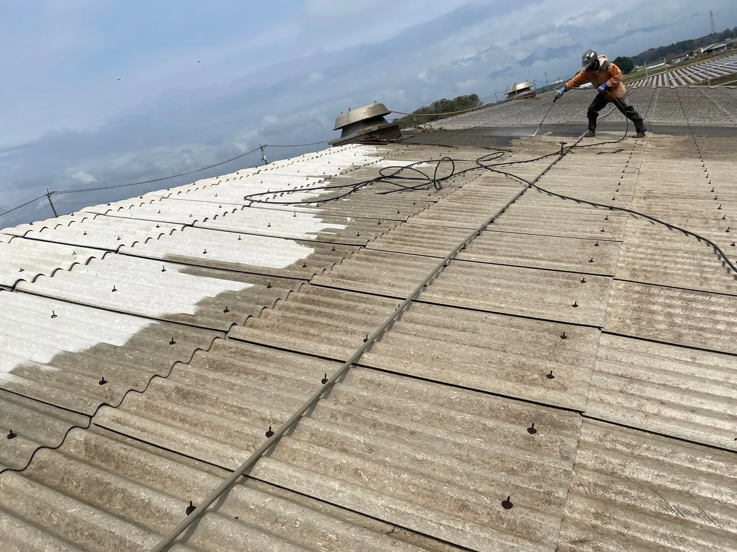 【外壁塗装の前段階：洗浄作業の重要性】熊本　外壁塗装